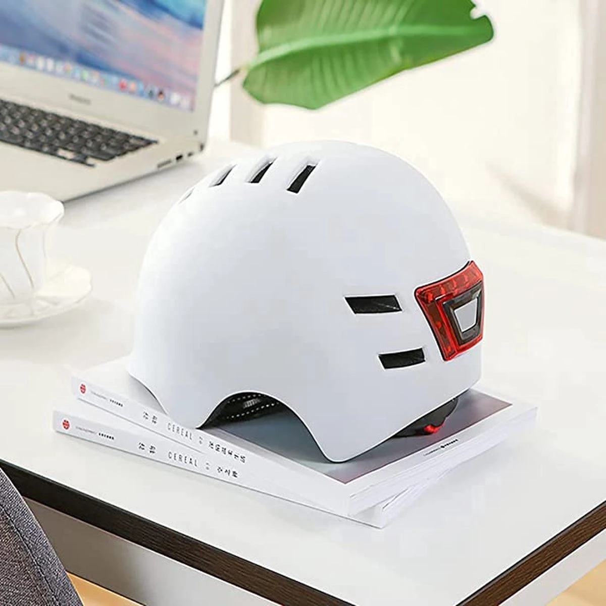 Fietshelm-Met Voor- En Achterlicht-Skatehelm -Maat-M-54 Tot 57cm-Helm Wit - LED Verlichting - Afbeelding 2