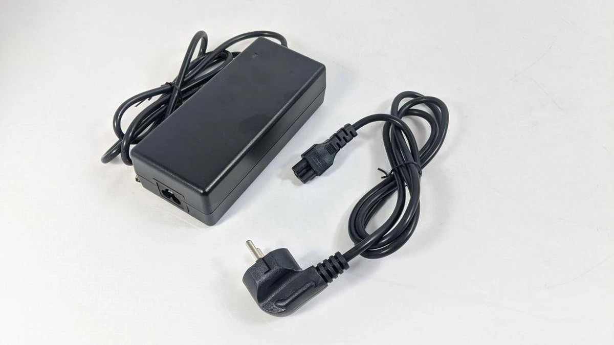 Phylion - Stella Fiets Acculader - Elektrische Fietsoplader - 5-polig (trapeze) - Afbeelding 2