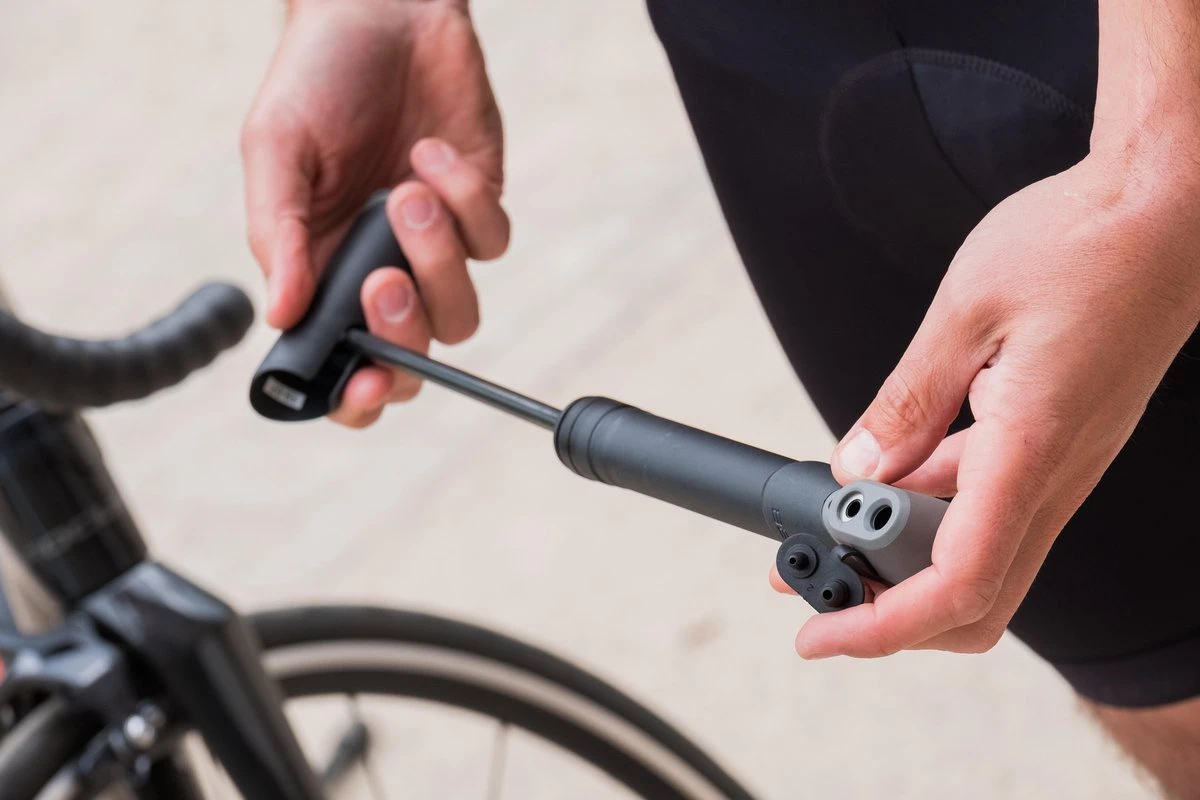 BBB Cycling WindWave Minipomp - Fietspomp - Pomp Fiets Mini - 7 Bar - Zwart - 25 Cm - BMP-54 - Afbeelding 4